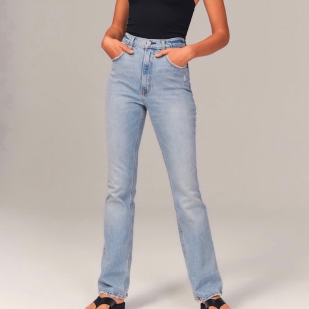 Abercrombie & Fitch Ultra High Rise 70s Vintage Flare Jeans - 32 / 14